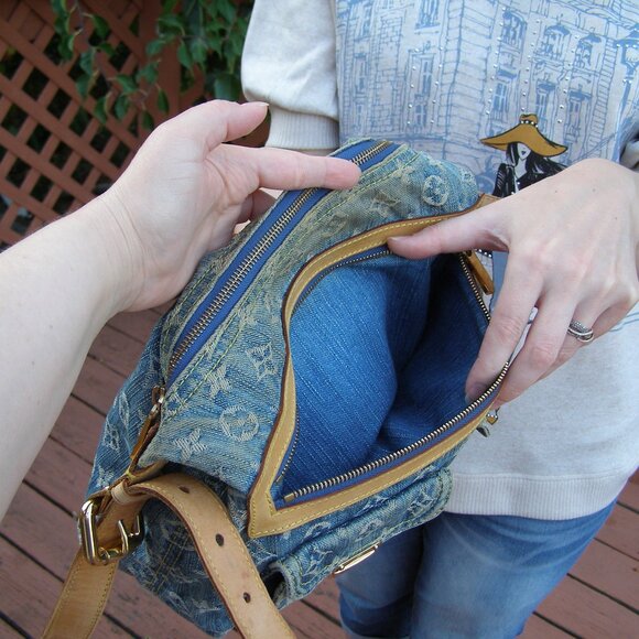 💙 LOUIS VUITTON Denim Monogram Baggy CROSSBODY MESSENGER BAG - Picture 13 of 16